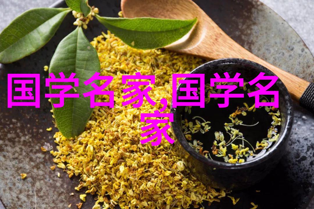 张爱玲文字流金玉碎一生传奇